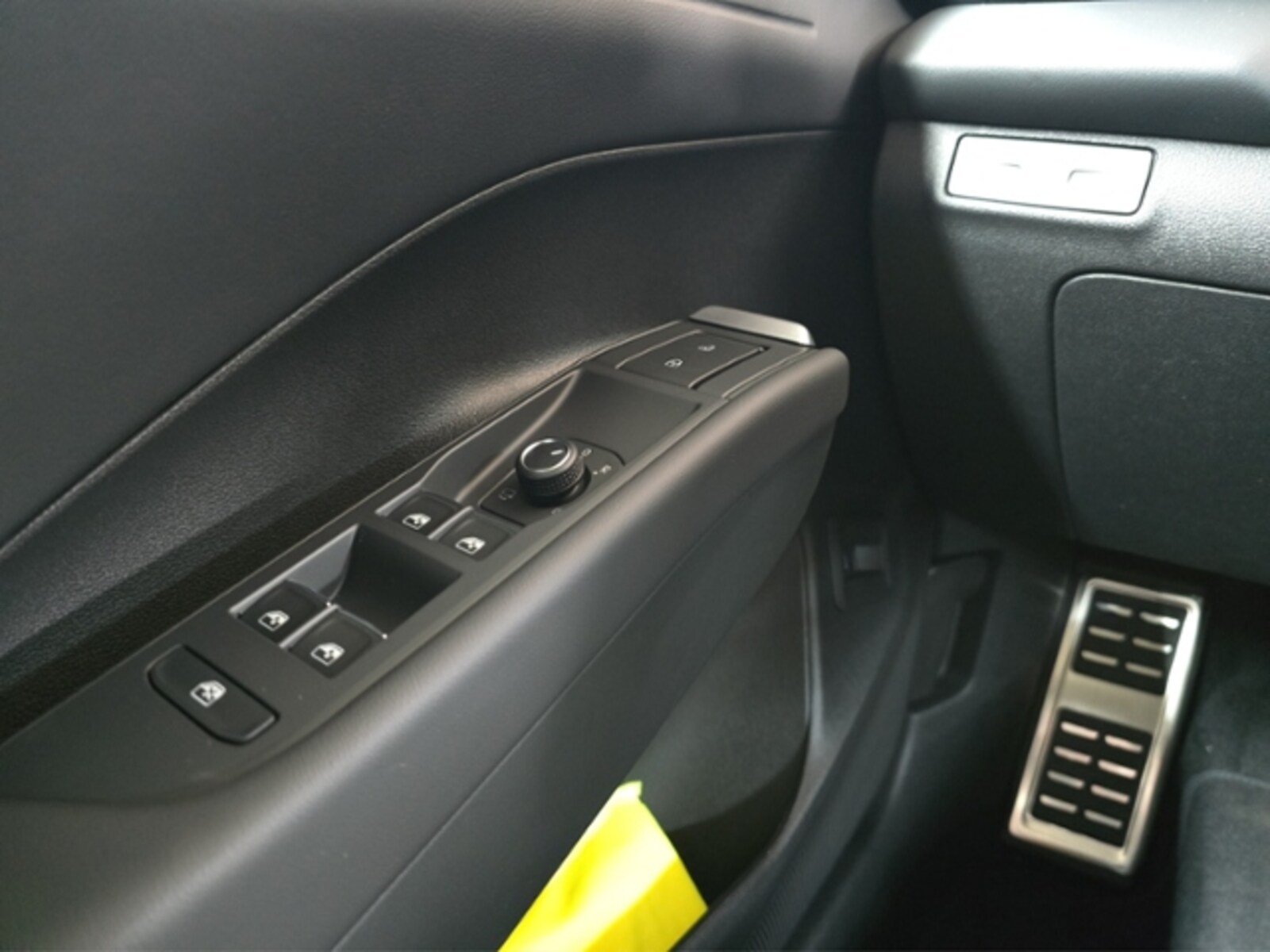 Volkswagen T-Roc – Bild 15