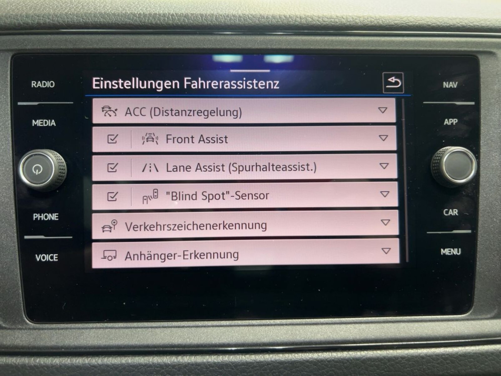 Volkswagen Grand California 600 – Bild 13