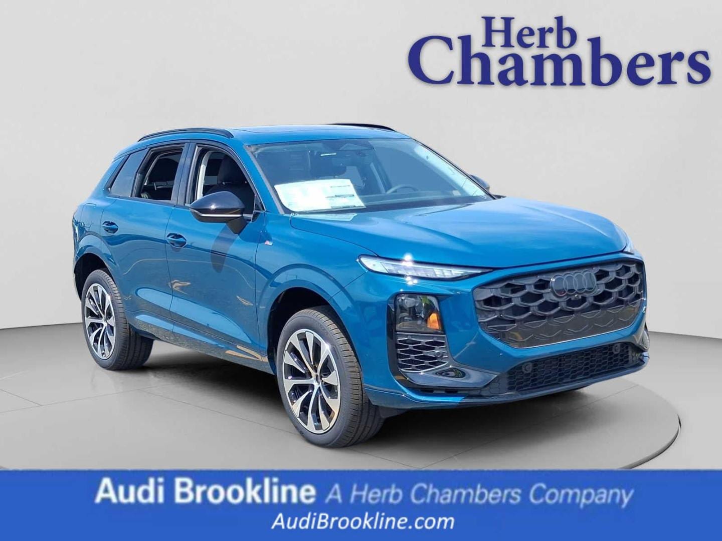 2026 Audi Q3 S line quattro's photo