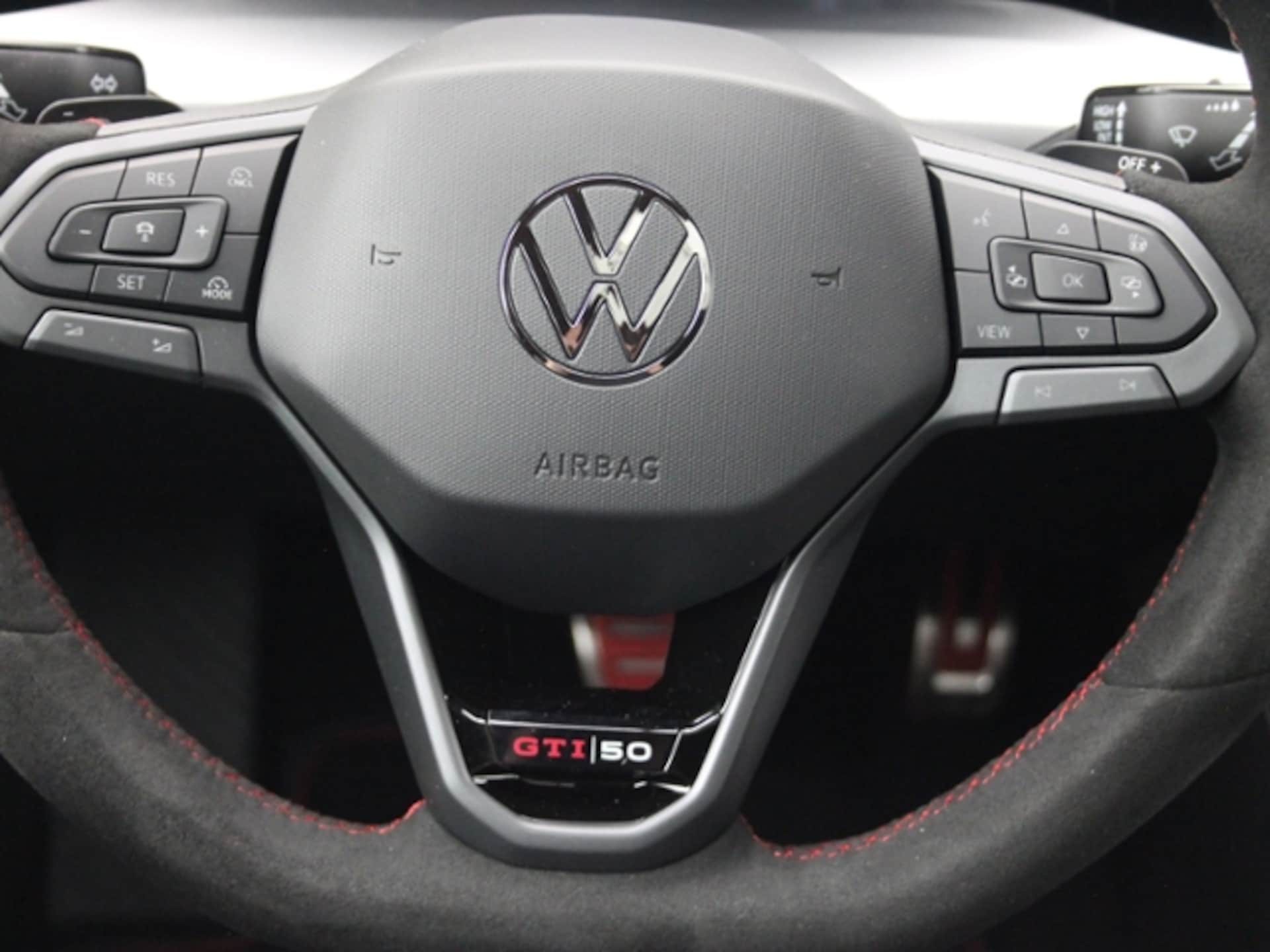 Volkswagen Golf GTI