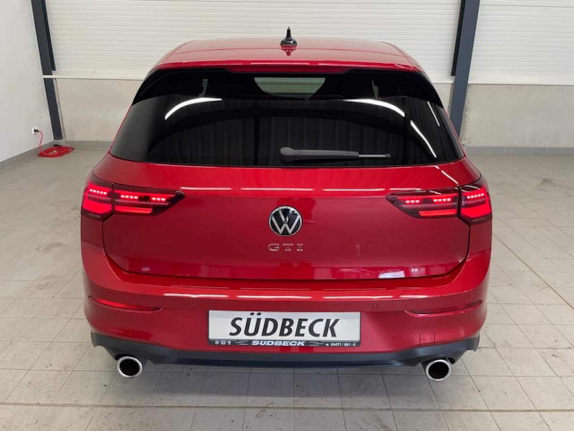 Volkswagen Golf GTI