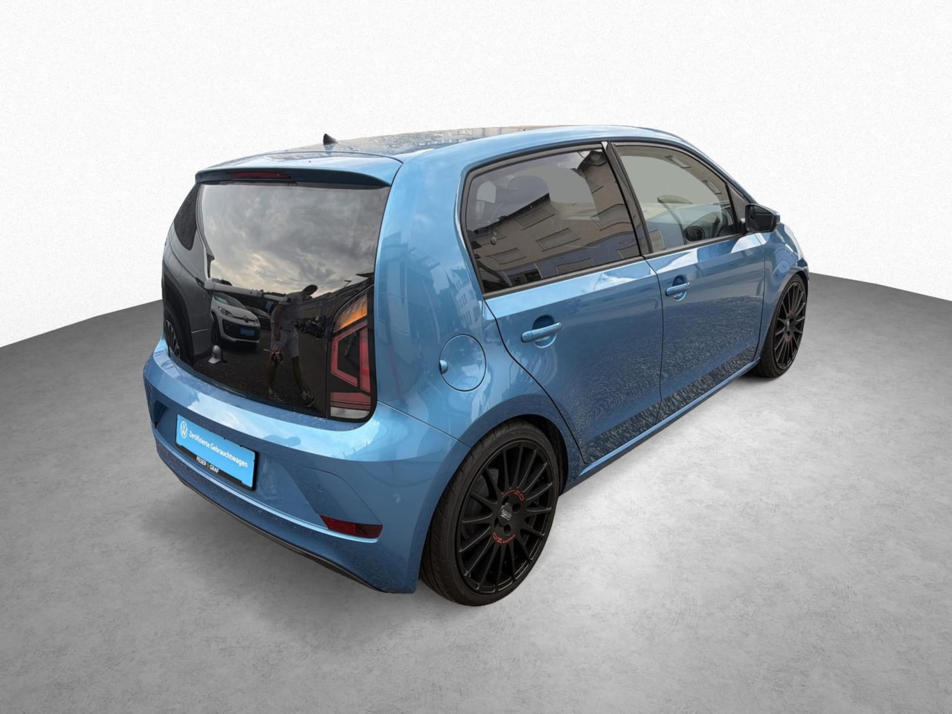 Volkswagen up! join up!