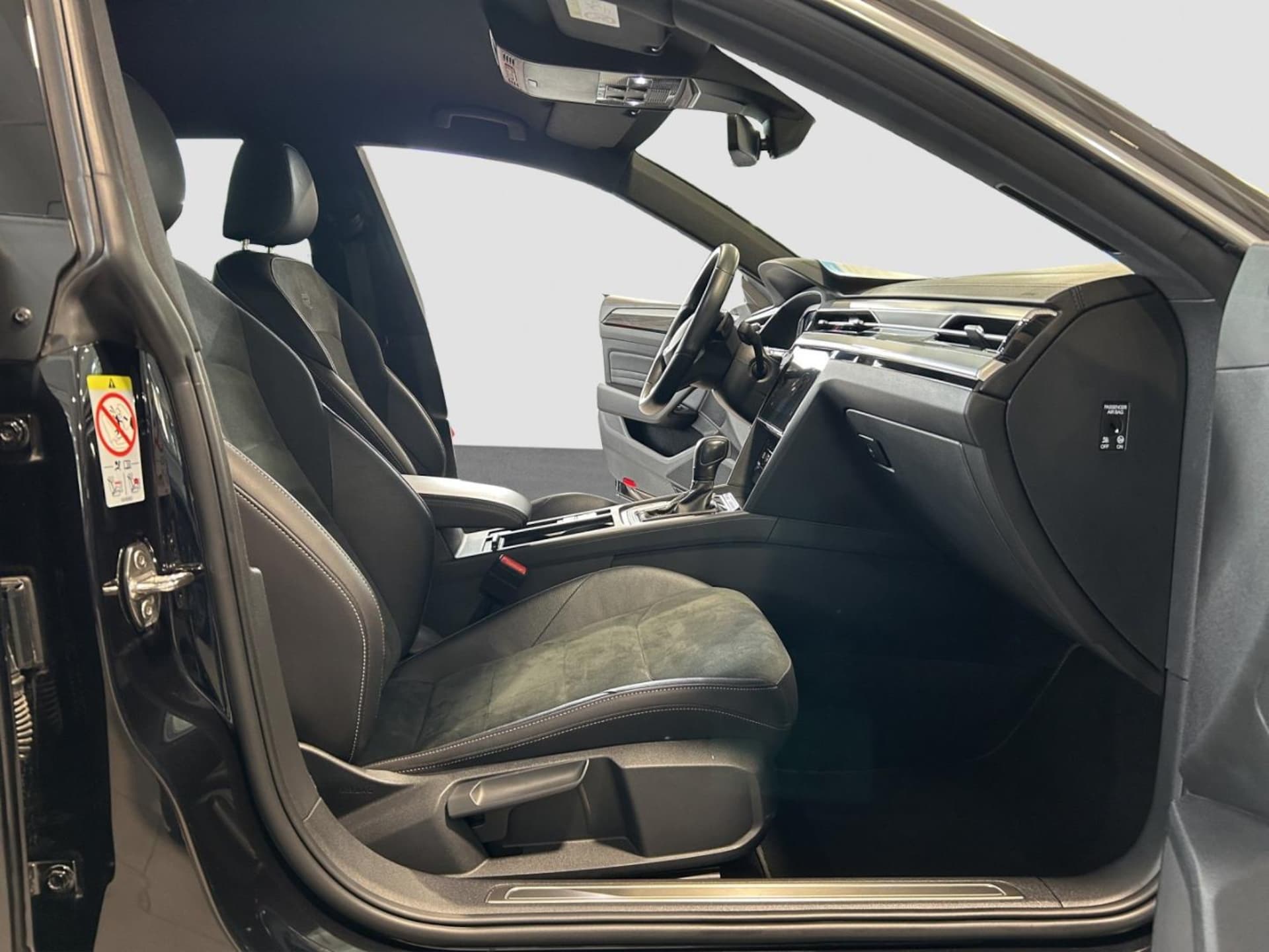 Volkswagen Arteon R-Line