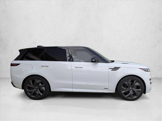 2025 Land Rover Range Rover Sport