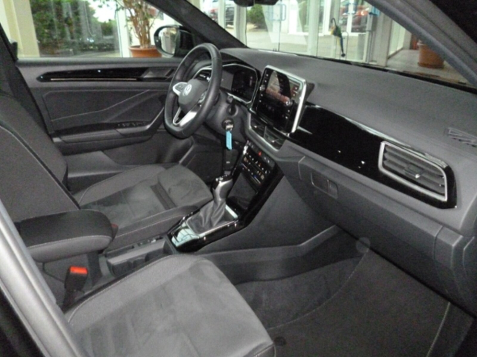 Volkswagen T-Roc – Bild 11