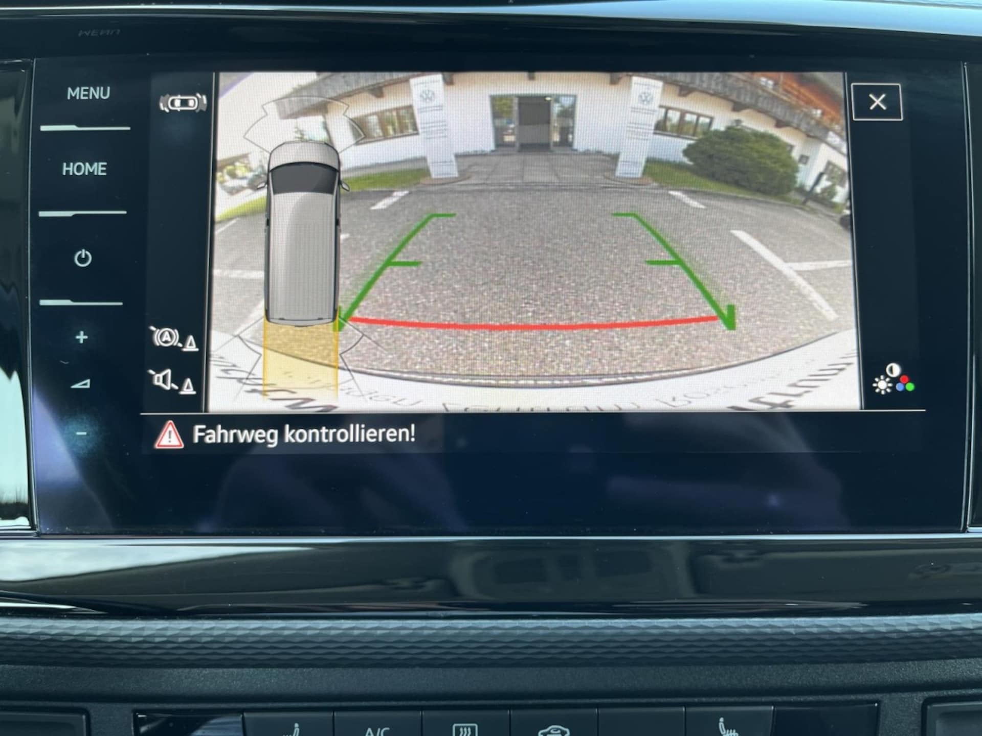 Volkswagen T6.1 Transporter Kasten langer Radstand