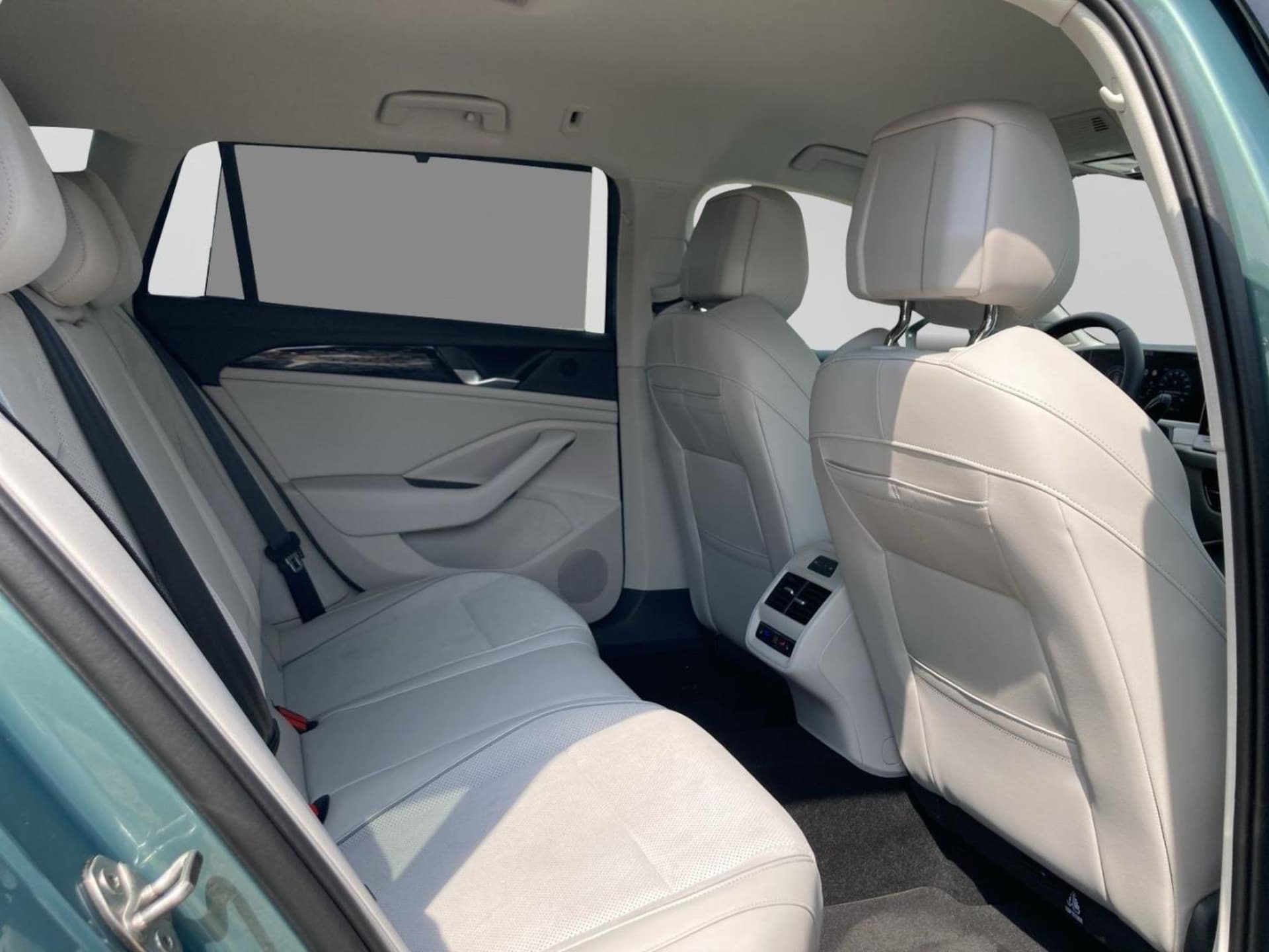 Volkswagen Passat Elegance