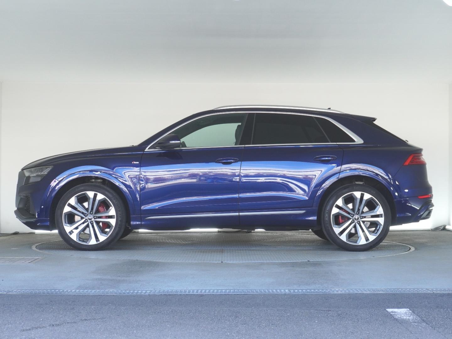 Image about Audi Q8 55 TFSI quattro debut package S line 250(340) kW(PS) tiptronic