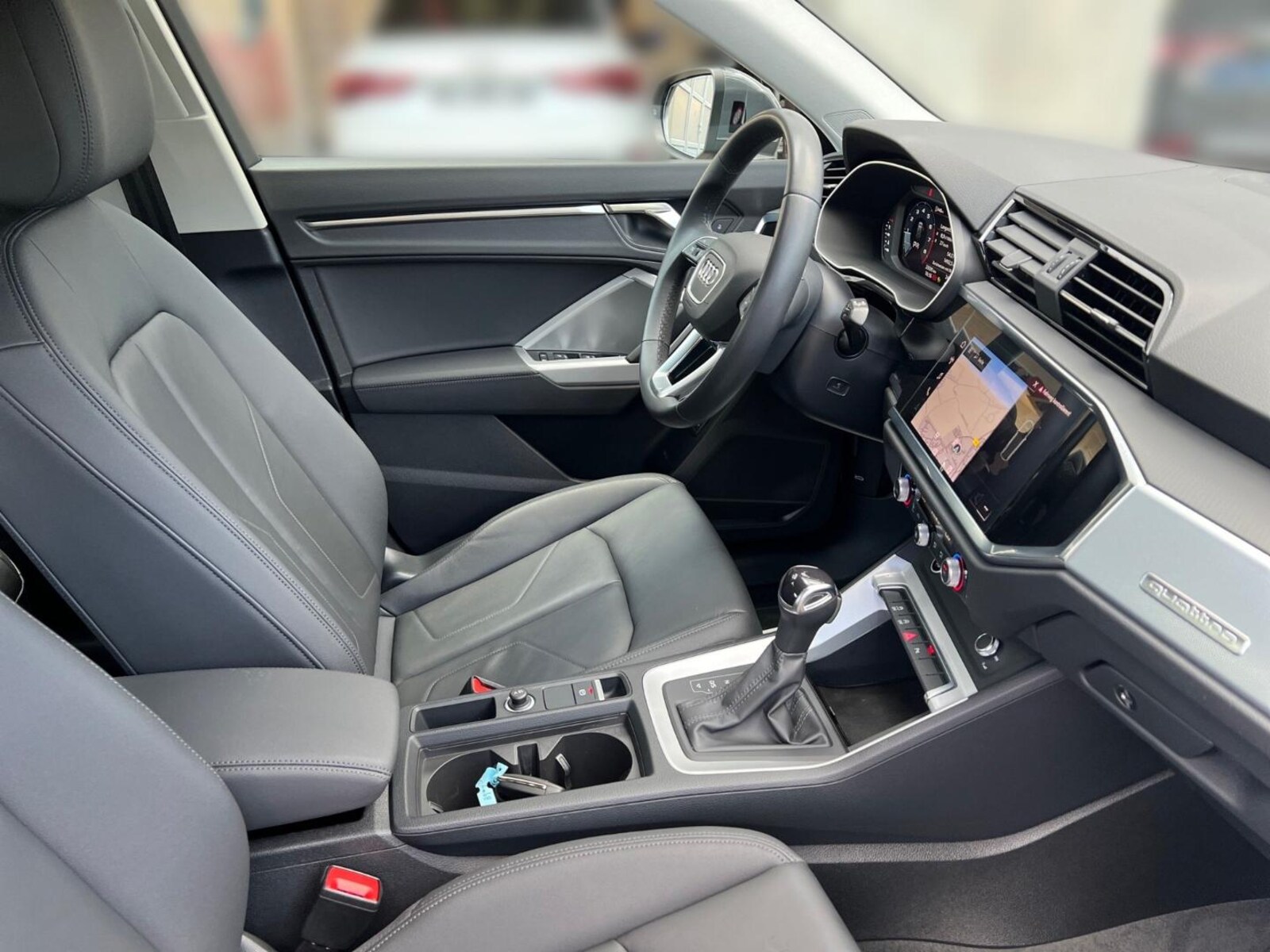 Audi Q3 – Bild 15