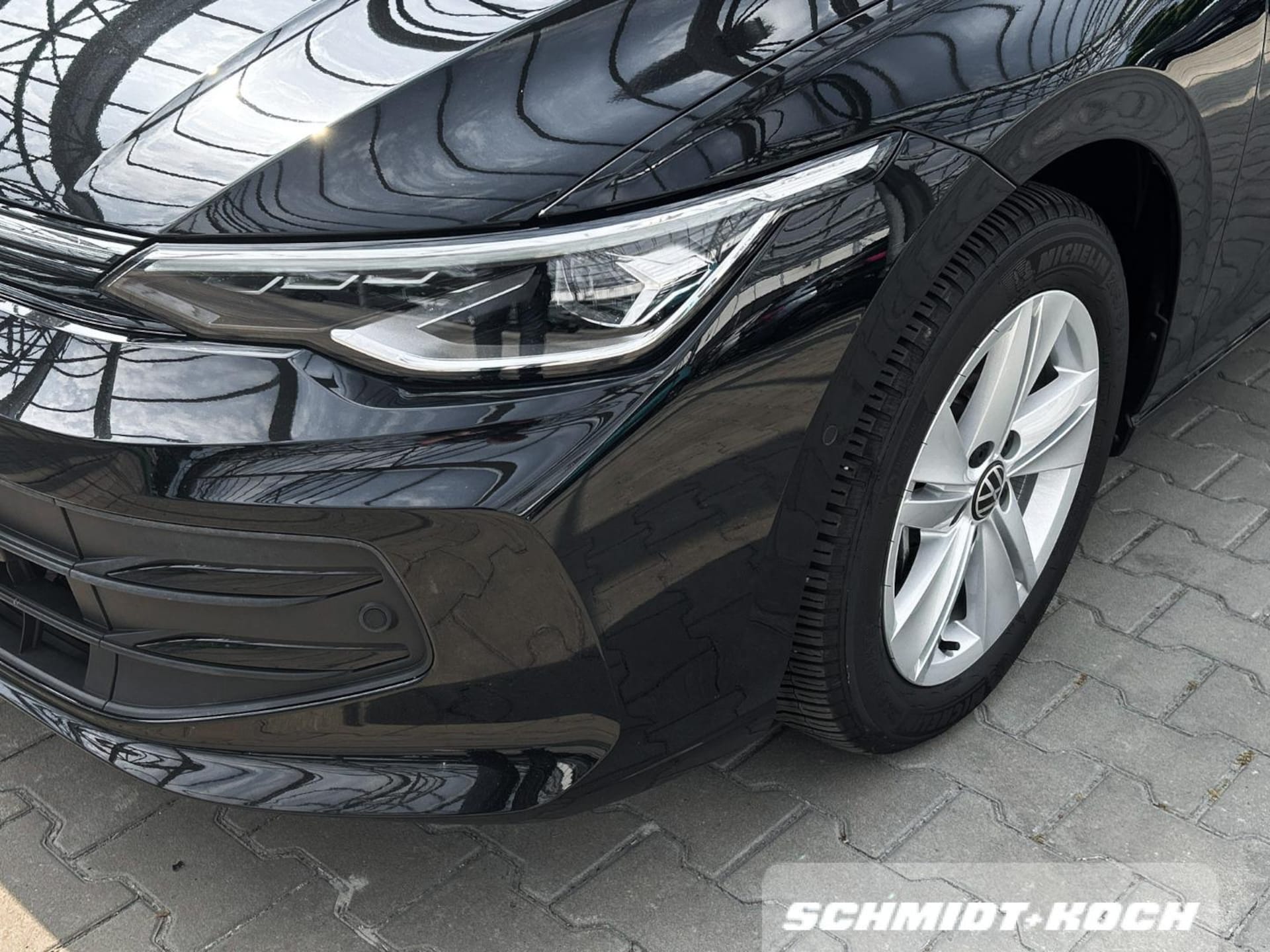 Volkswagen Golf Variant Life
