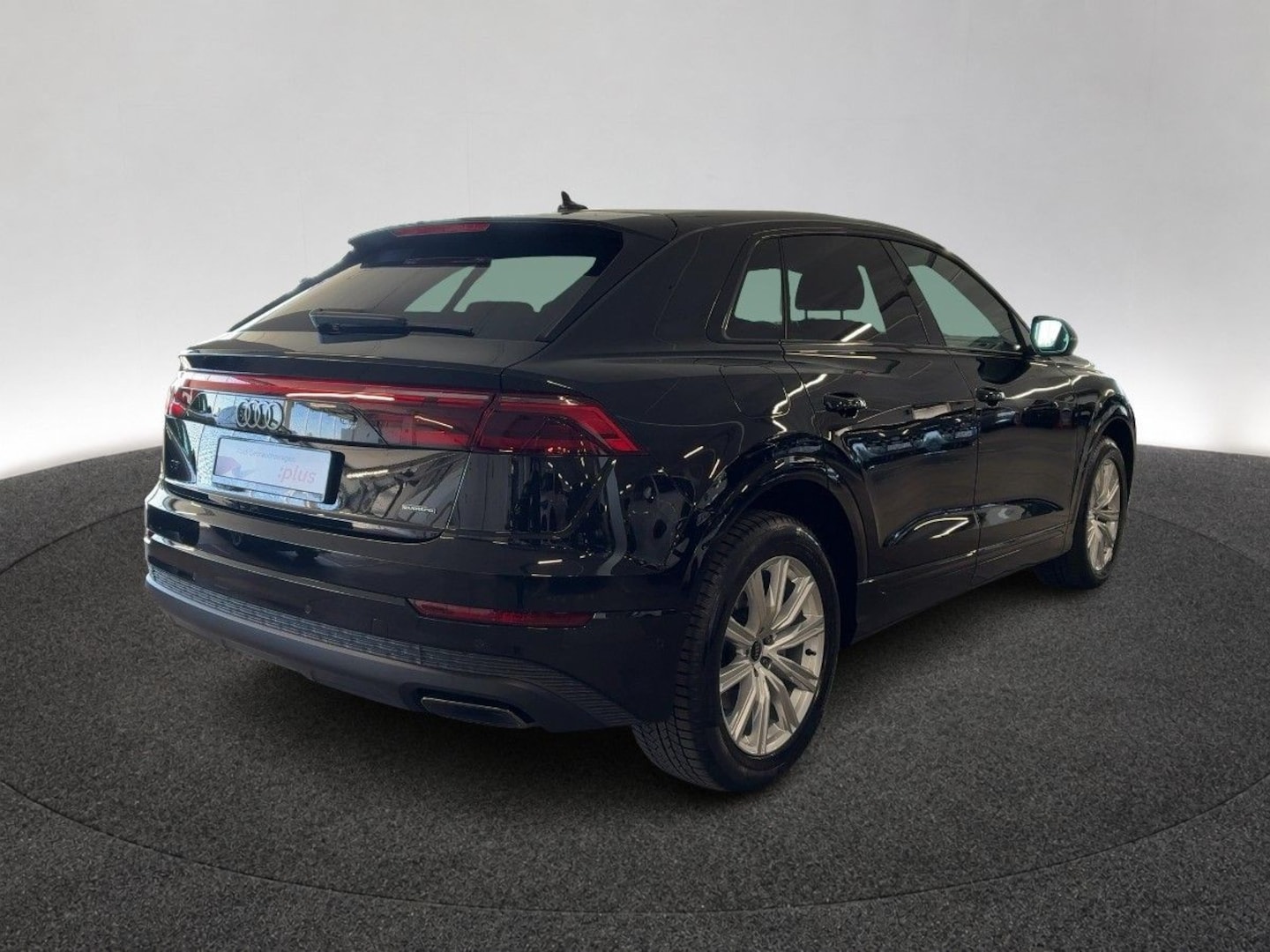 Bild über Audi Q8 SUV TDI quattro 210 kW tiptronic - für weitere Informationen kontaktieren Sie den Audi Partner