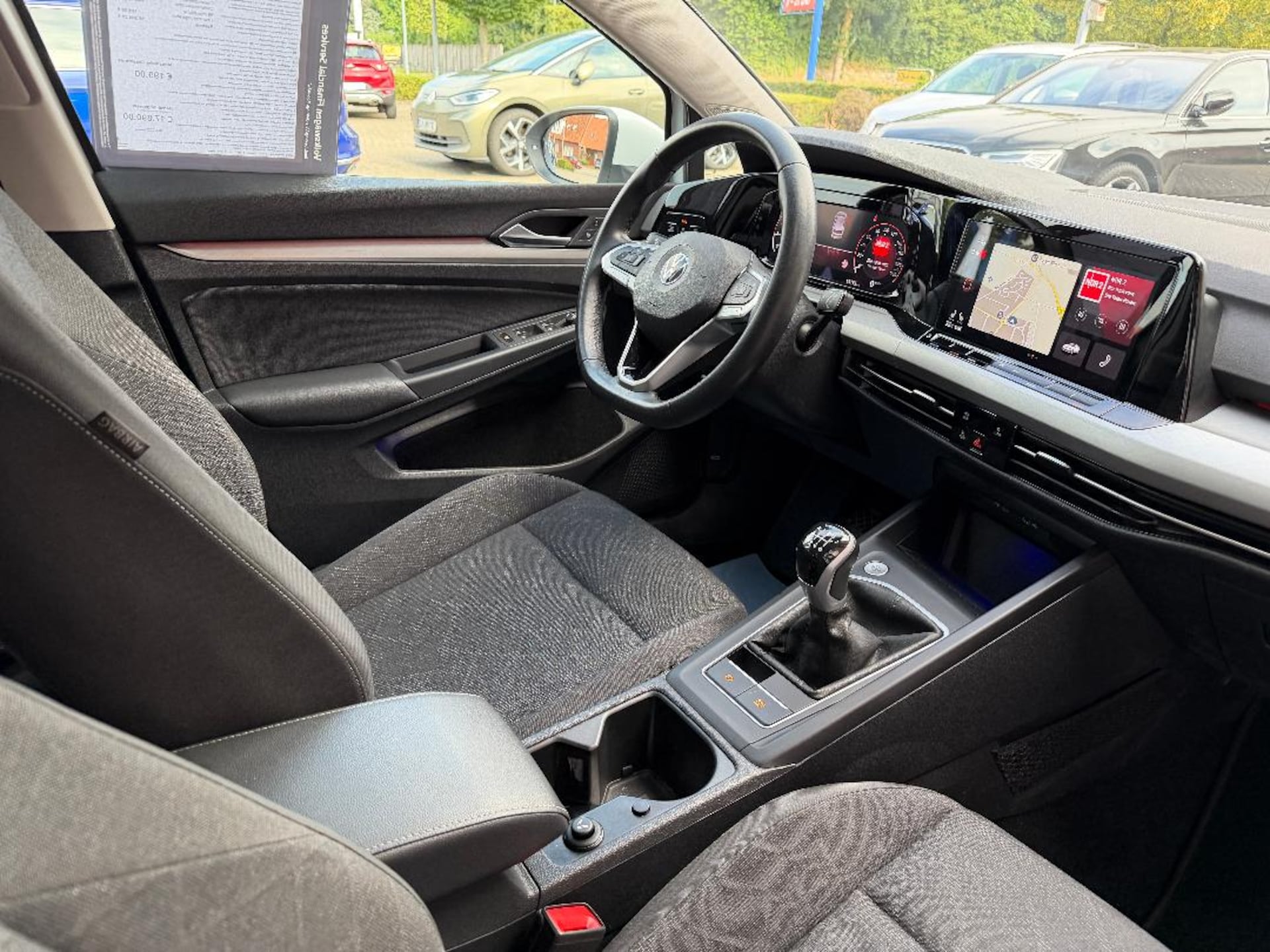 Volkswagen Golf Life