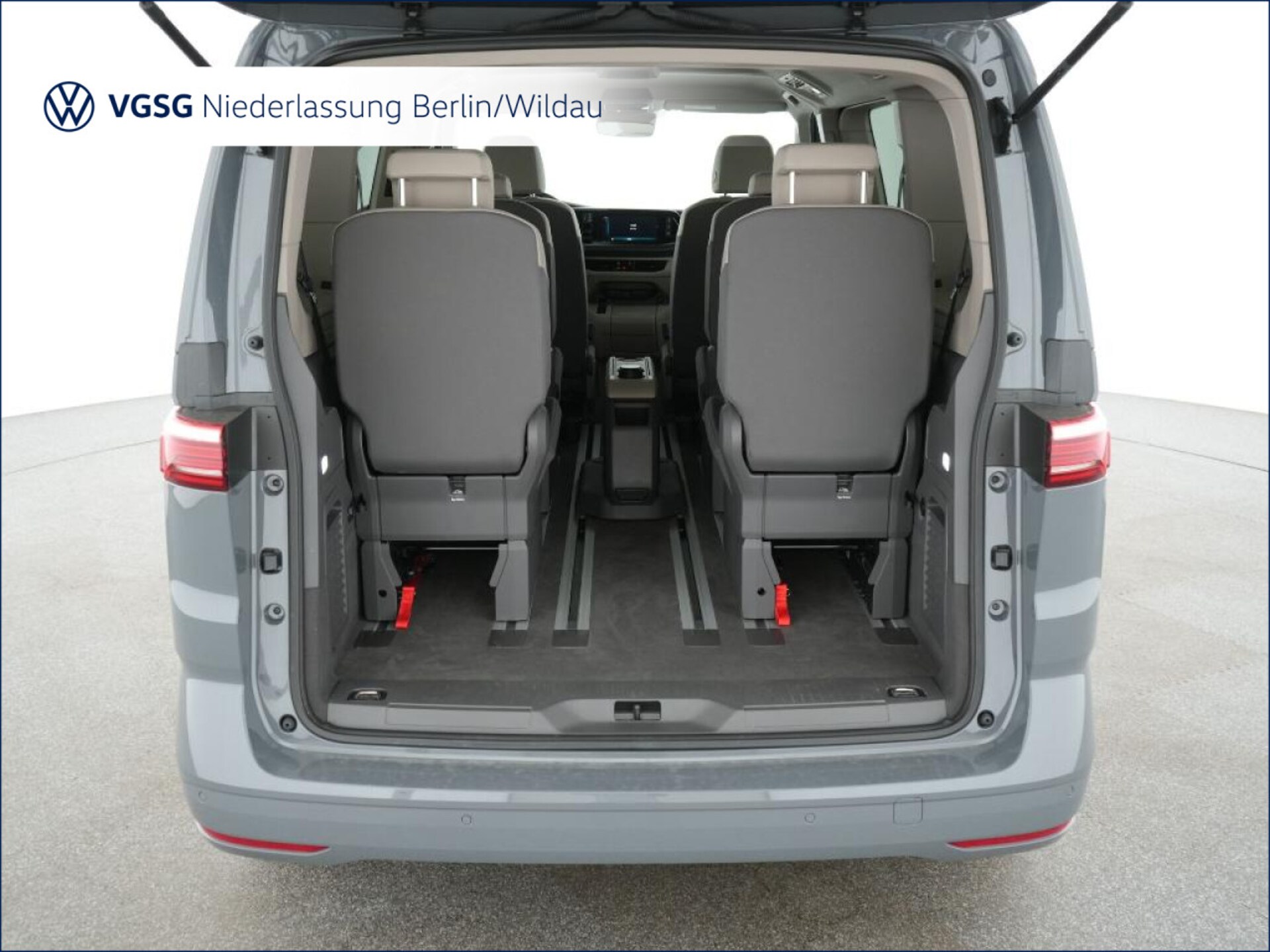 Volkswagen Multivan Basis-Modell
