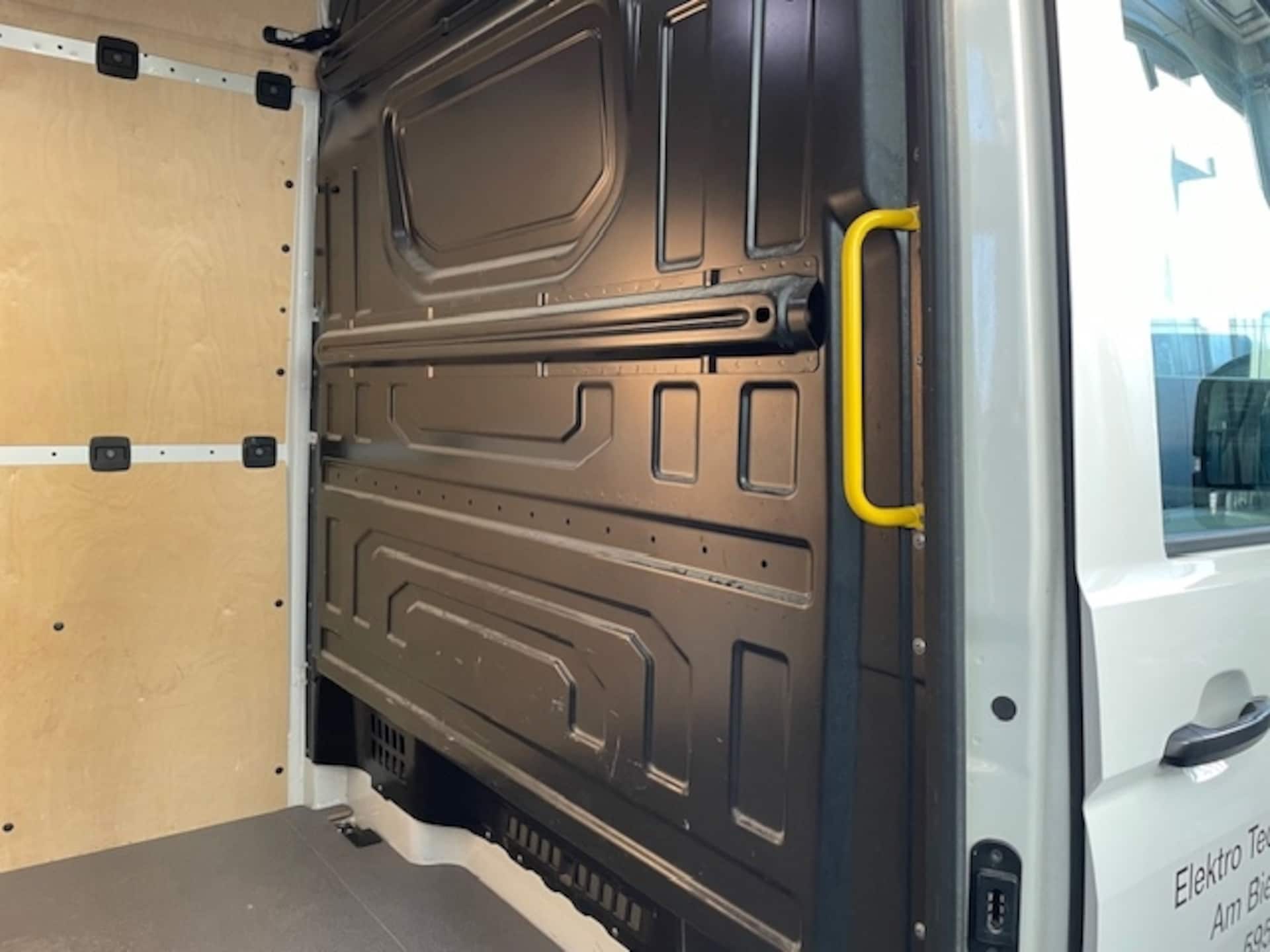 Volkswagen Crafter Kasten langer Radstand