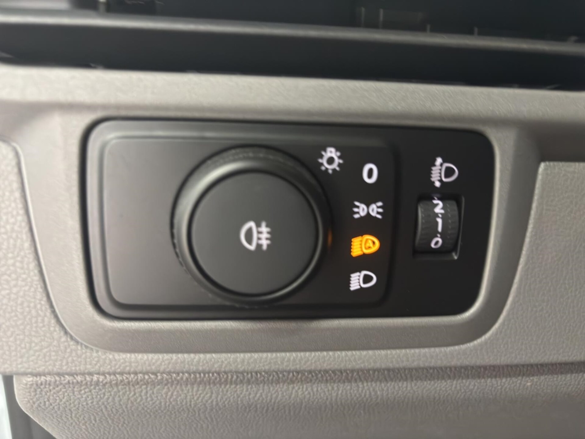 Volkswagen Transporter Kasten kurzer Radstand