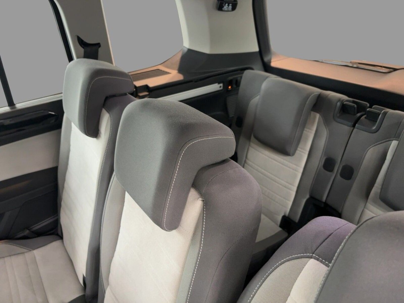 Volkswagen Touran – Bild 16