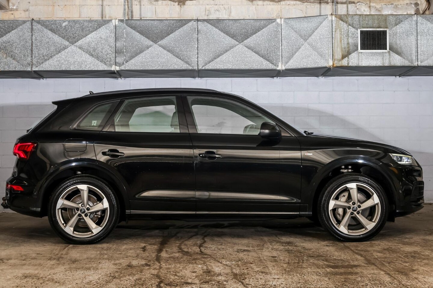 Image about Audi Q5 50 TDI quattro sport 210 kW tiptronic