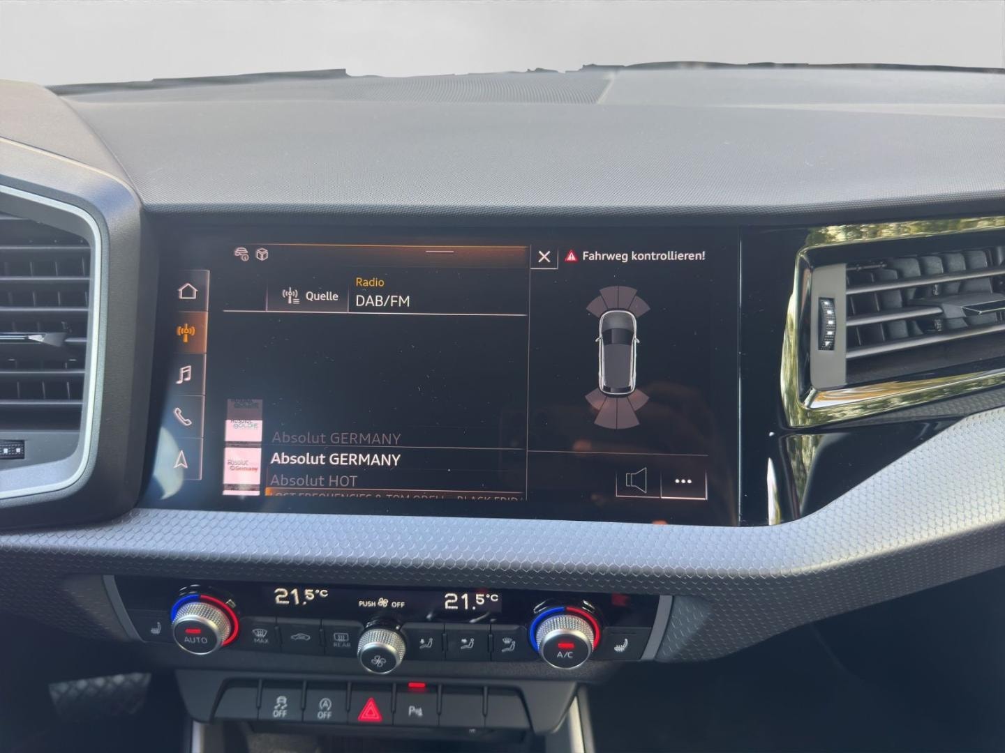 Bild über Audi A1 Sportback advanced 30 TFSI S tronic - für weitere Informationen kontaktieren Sie den Audi Partner