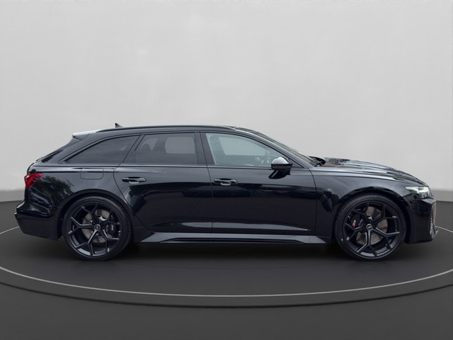 Image about Audi RS 6 Avant performance quattro tiptronic