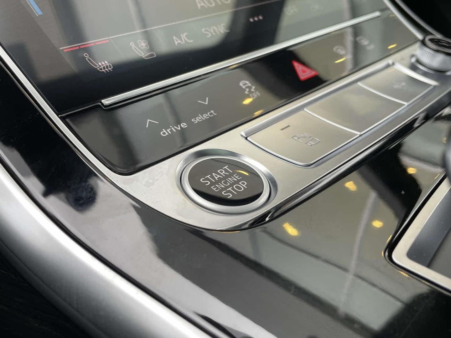 2025 Audi Q7 Premium Plus - Photo 31