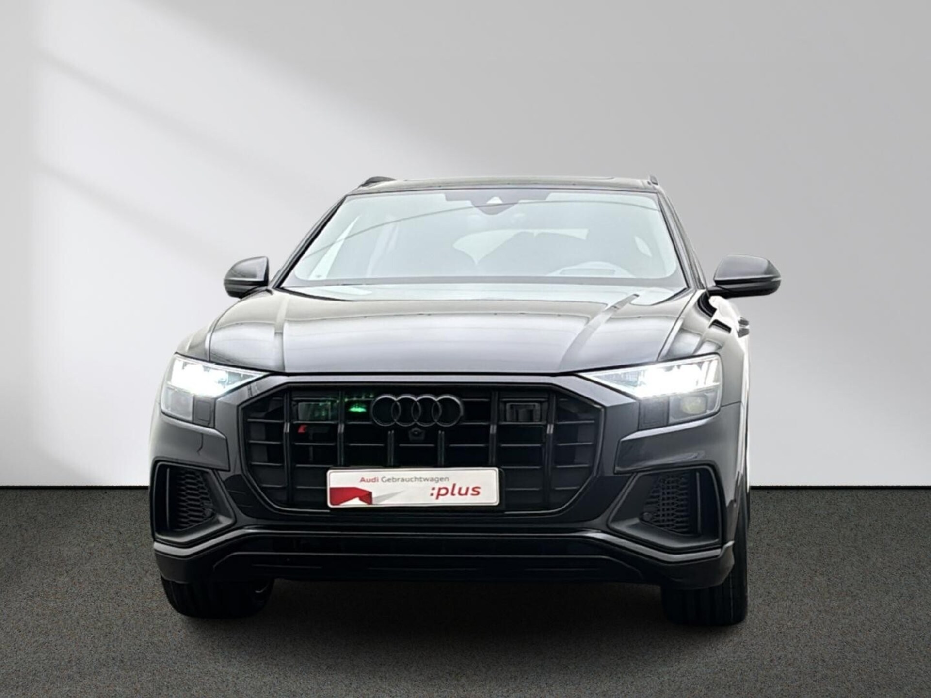 Audi SQ8 SUV