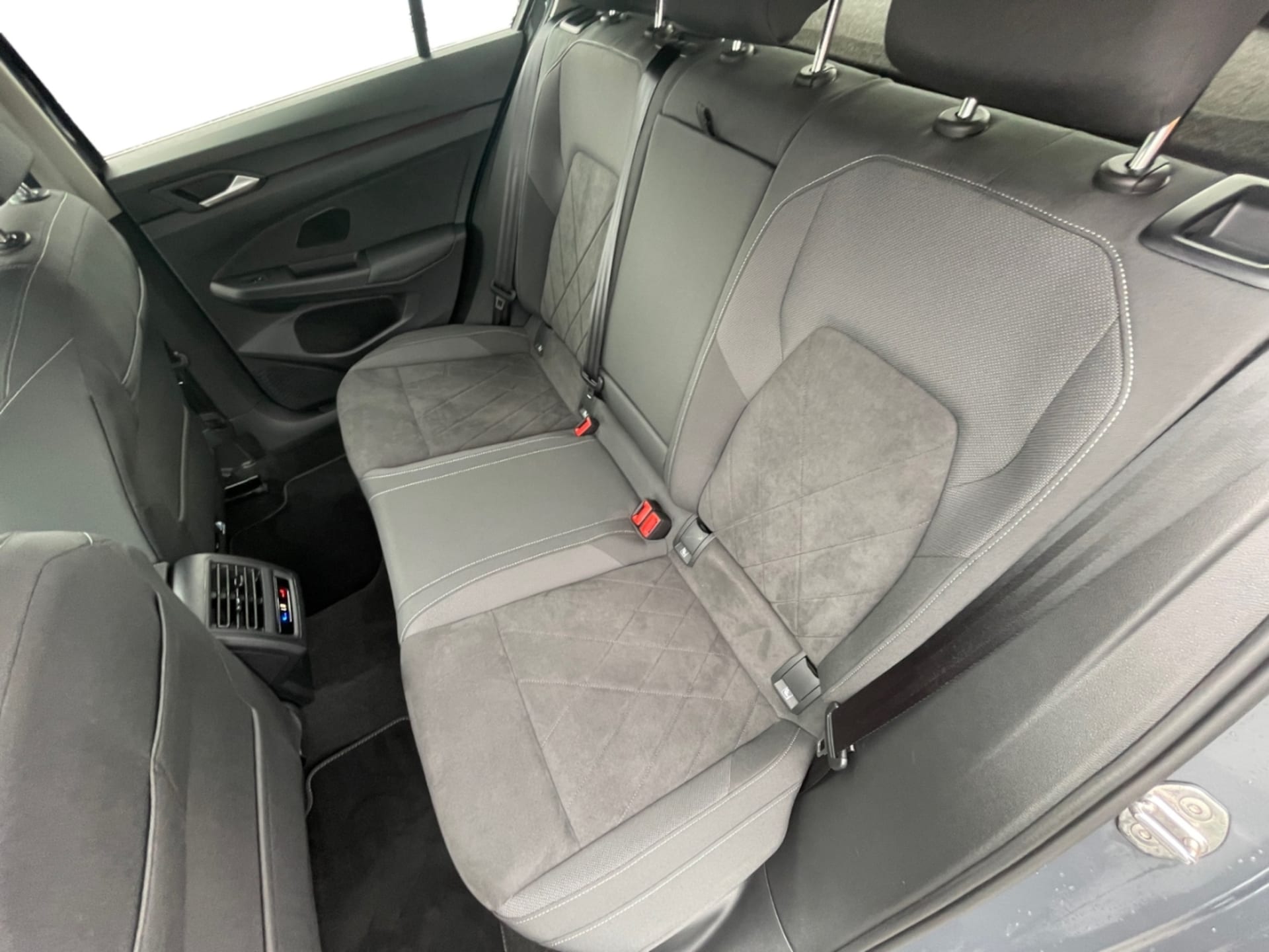 Volkswagen Golf Style