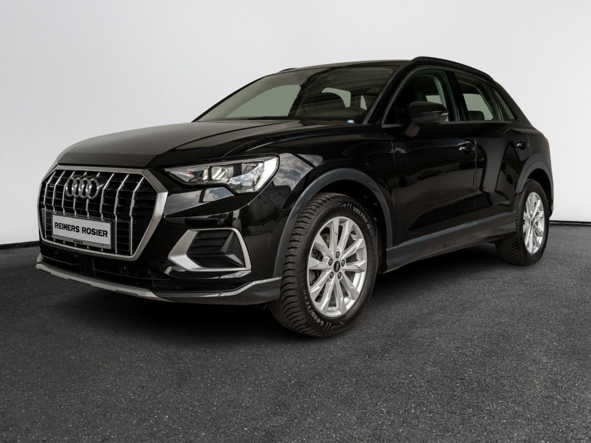 Audi Q3 SUV advanced