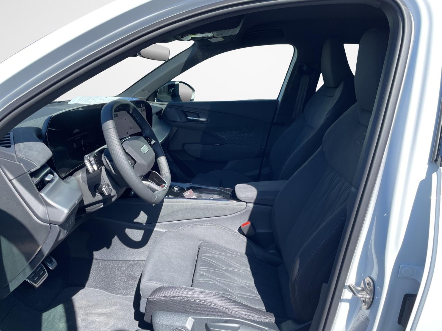 Bild über Audi Q3 SUV e-hybrid e-hybrid 200 kW S tronic - für weitere Informationen kontaktieren Sie den Audi Partner