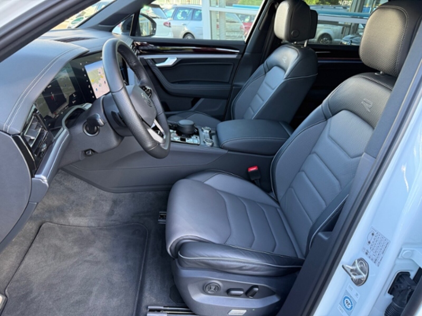 Volkswagen Touareg – Bild 8