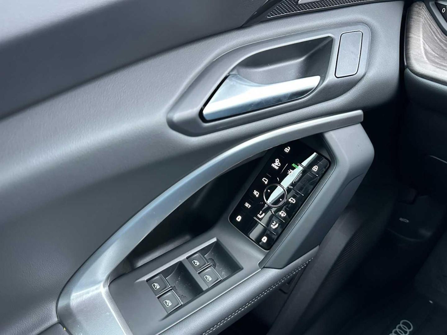 2025 Audi Q5 Premium Plus - Photo 33