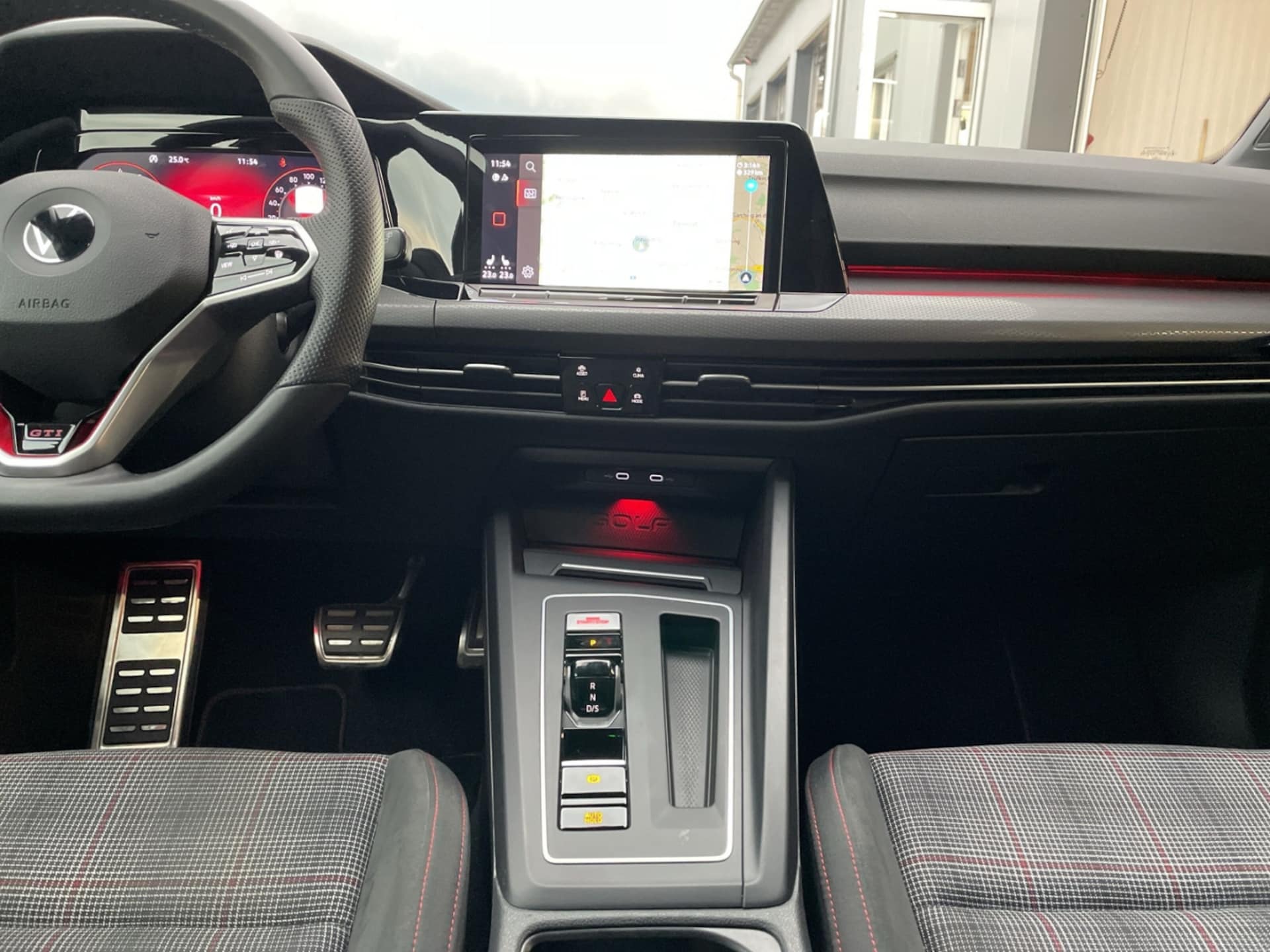 Volkswagen Golf GTI