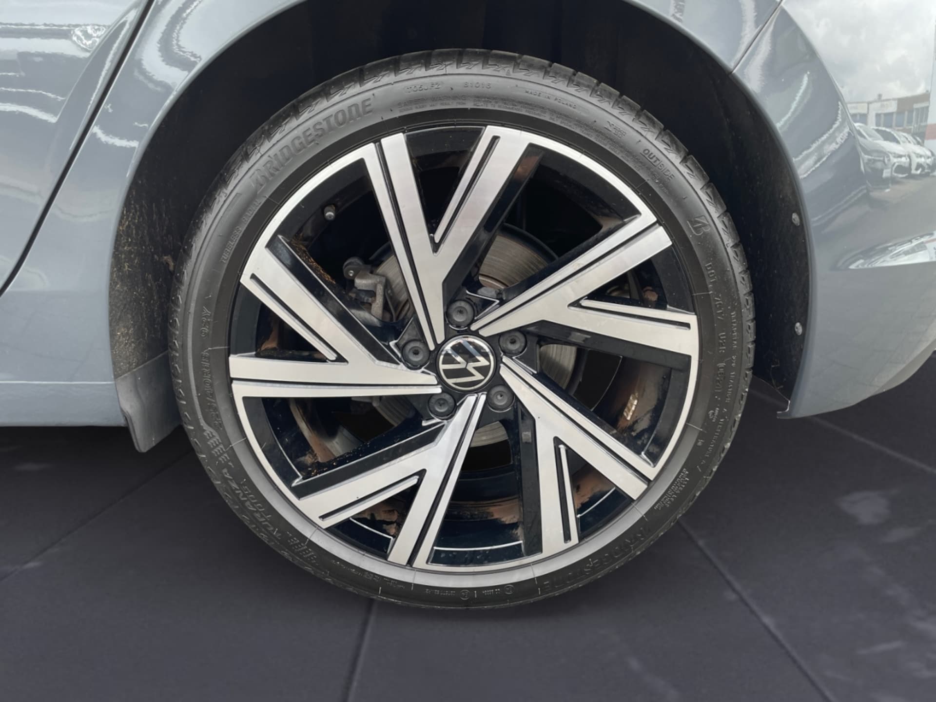 Volkswagen Golf Style