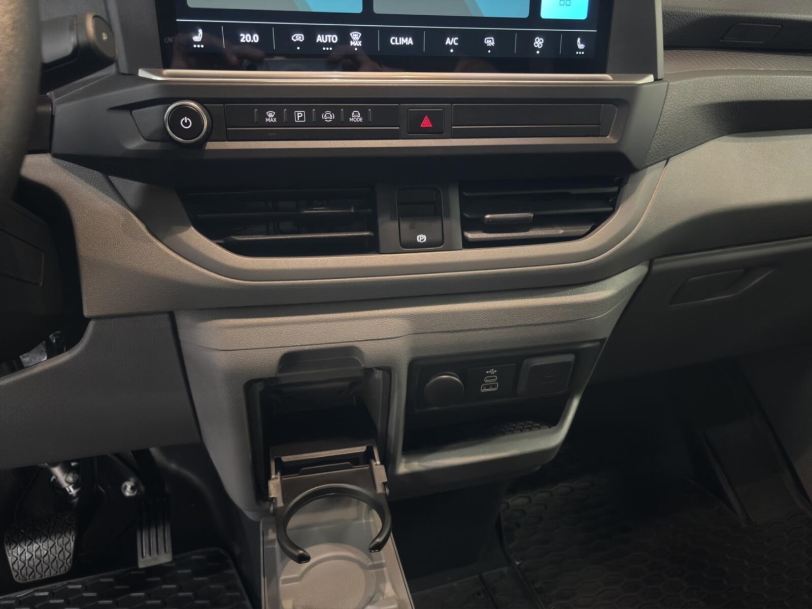 Volkswagen Transporter Kasten kurzer Radstand – Bild 15