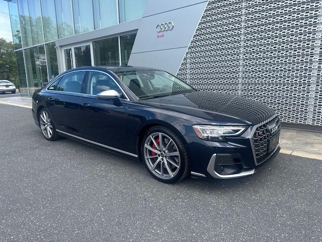 Photo of 2023 Audi S8 L