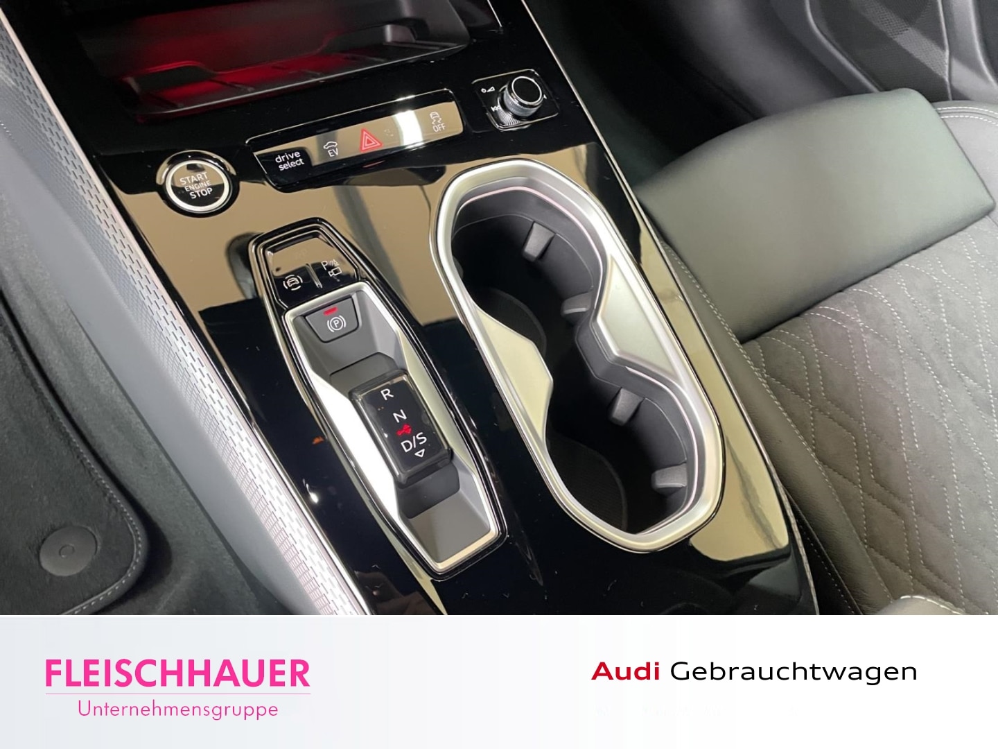 Bild über Audi A6 Avant e-hybrid edition one e-hybrid quattro 220 kW S tronic - für weitere Informationen kontaktieren Sie den Audi Partner