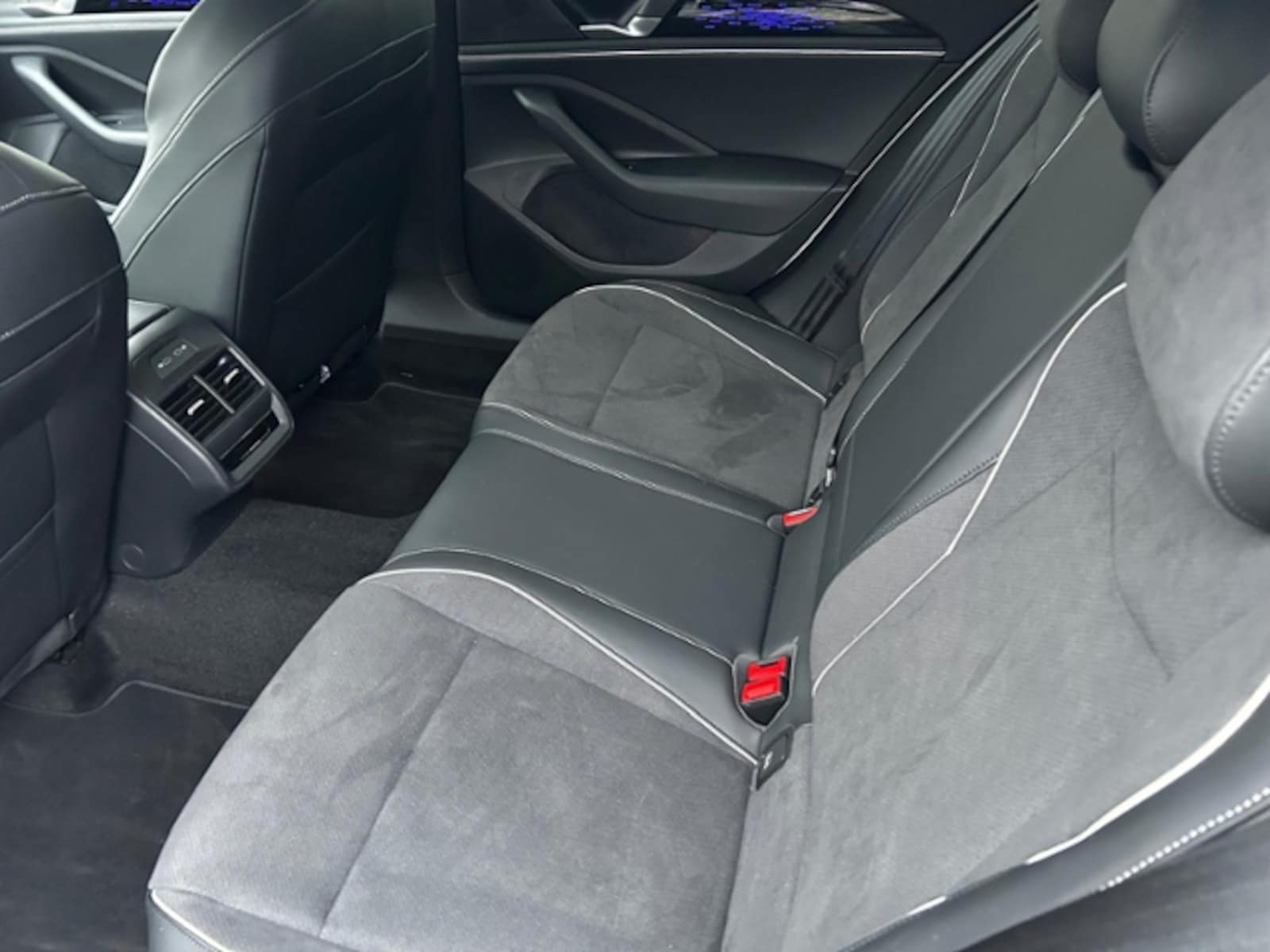 Volkswagen Passat – Bild 12