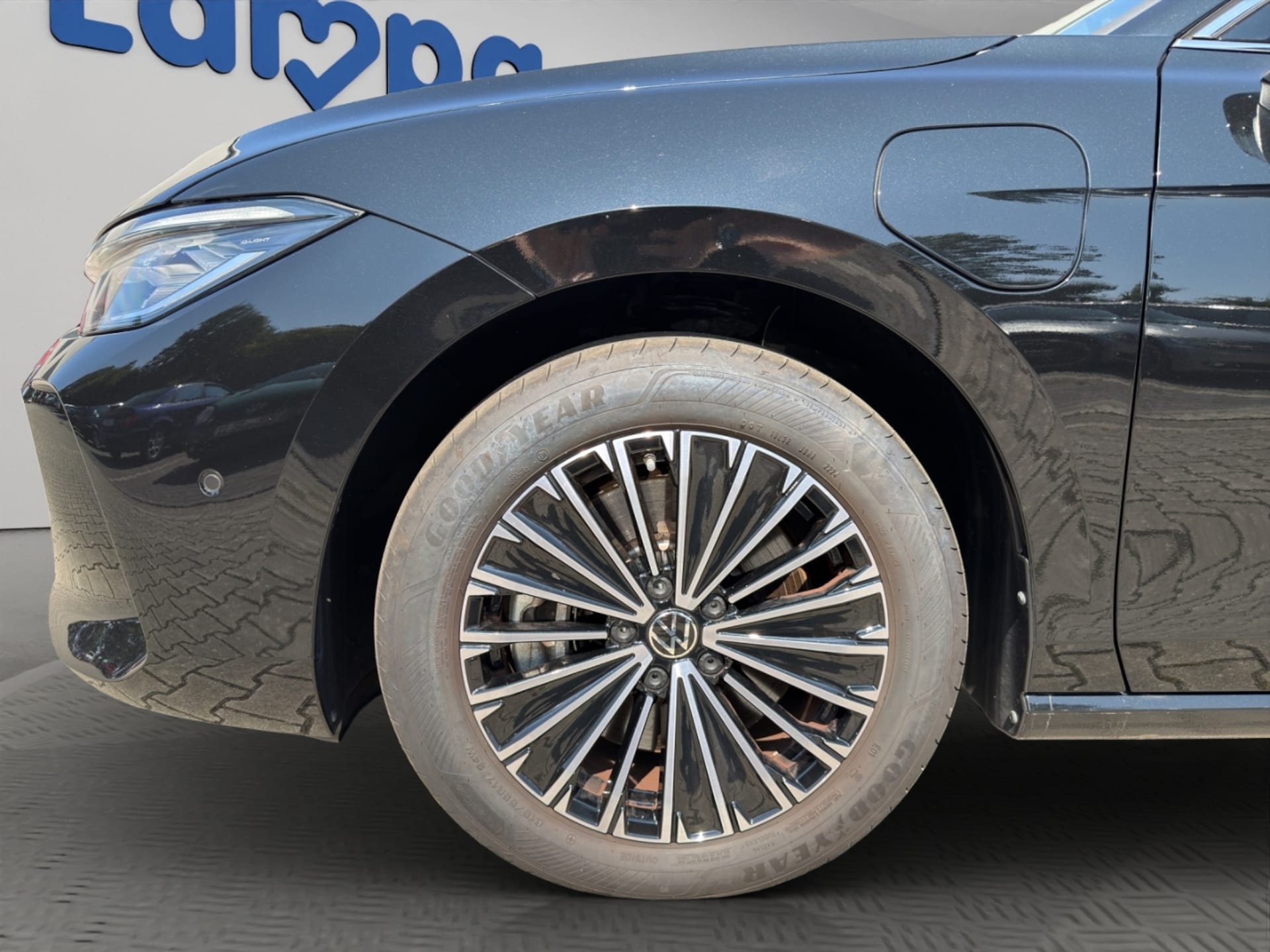 Volkswagen Passat Elegance