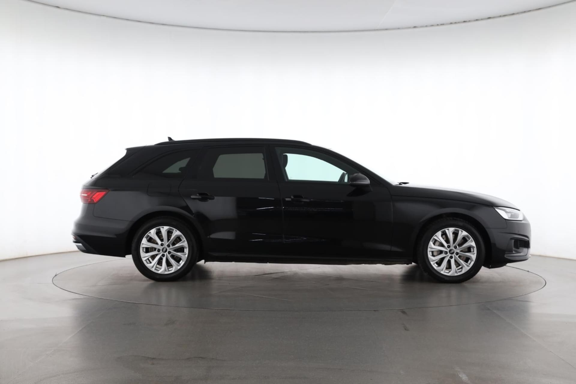 Audi A4 Avant Advanced