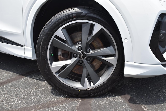 Used 2023 Audi Q4 e-tron Prestige with VIN WA1M2BFZ0PP072115 for sale in Morton Grove, IL