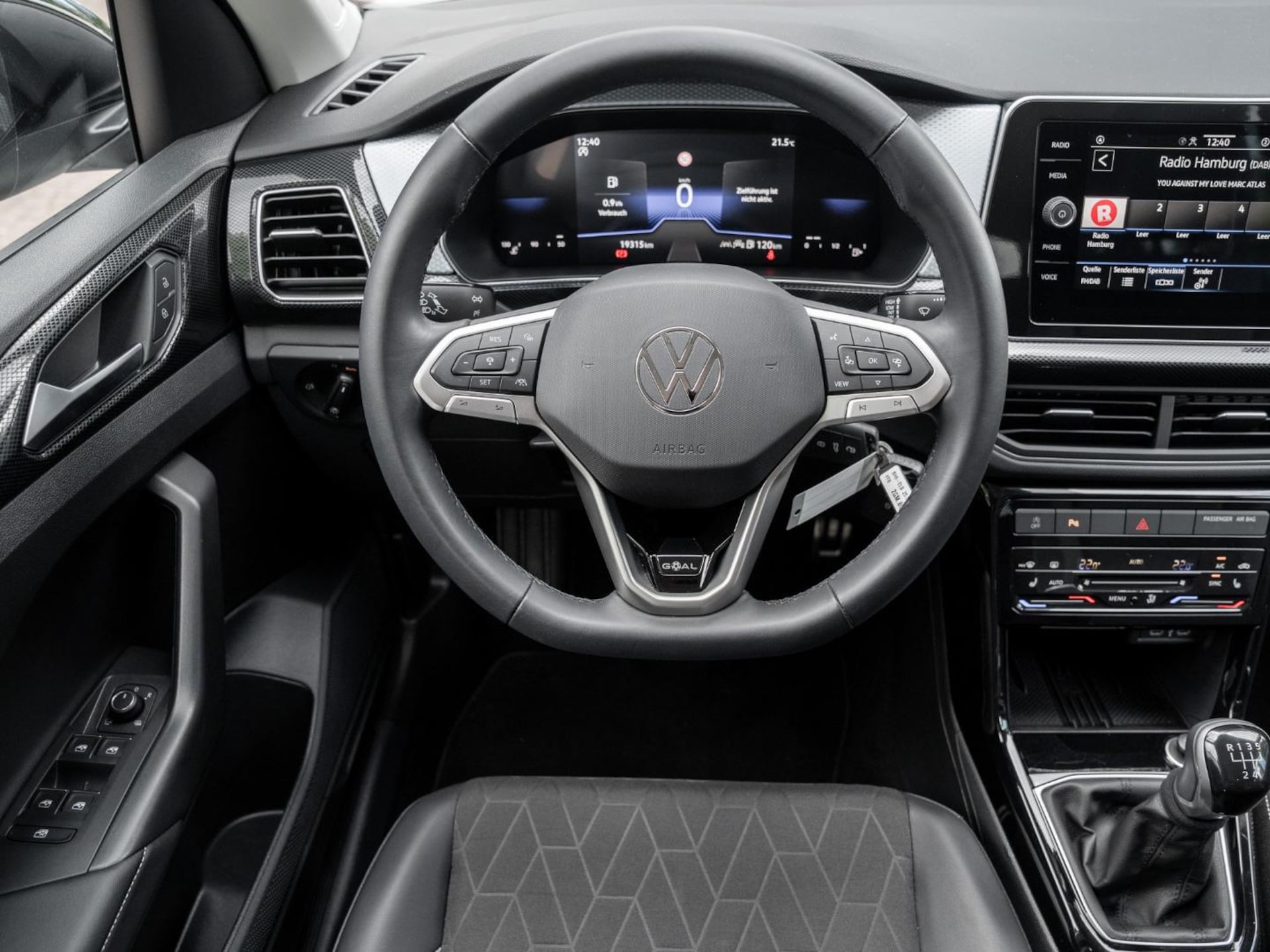 Volkswagen T-Cross Life
