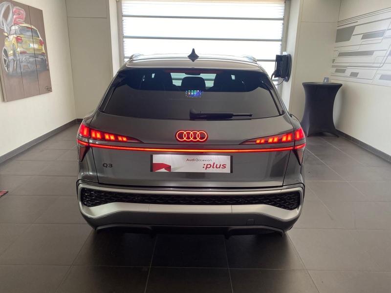 Image about Audi Q3 e-hybrid Design e-hybrid 272 ch S tronic