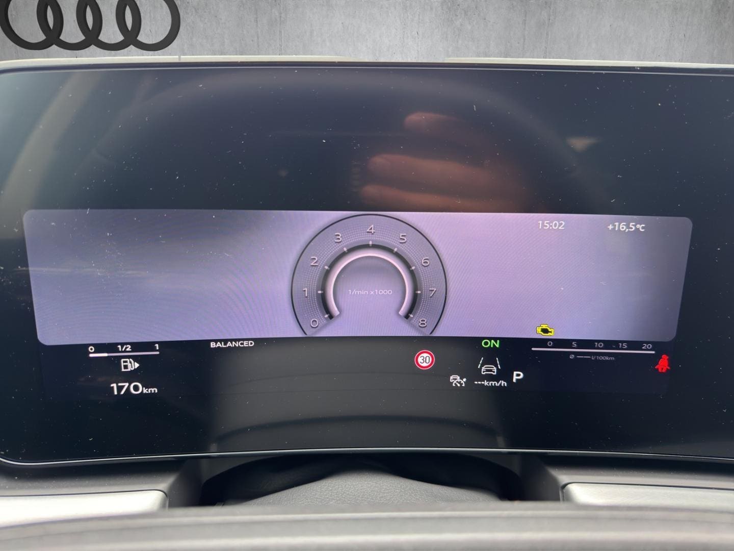 Bild über Audi Q3 SUV TFSI quattro 150 kW S tronic - für weitere Informationen kontaktieren Sie den Audi Partner