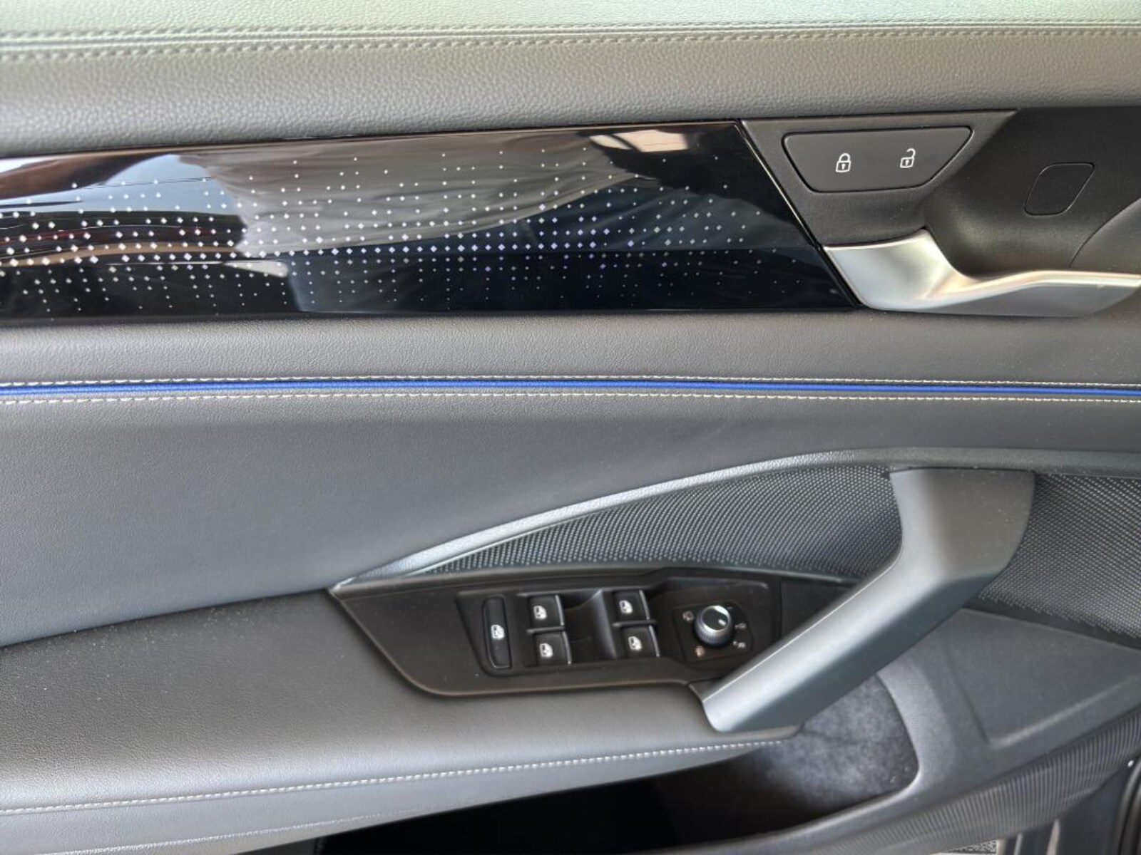 Volkswagen Tiguan – Bild 11