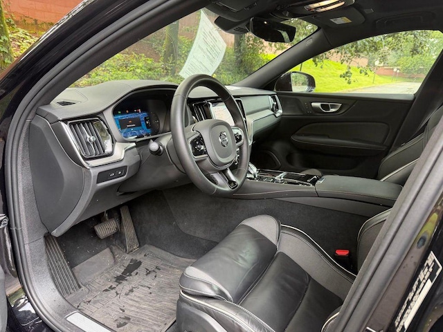 2024 Volvo S60 Recharge Plug-In Hybrid
