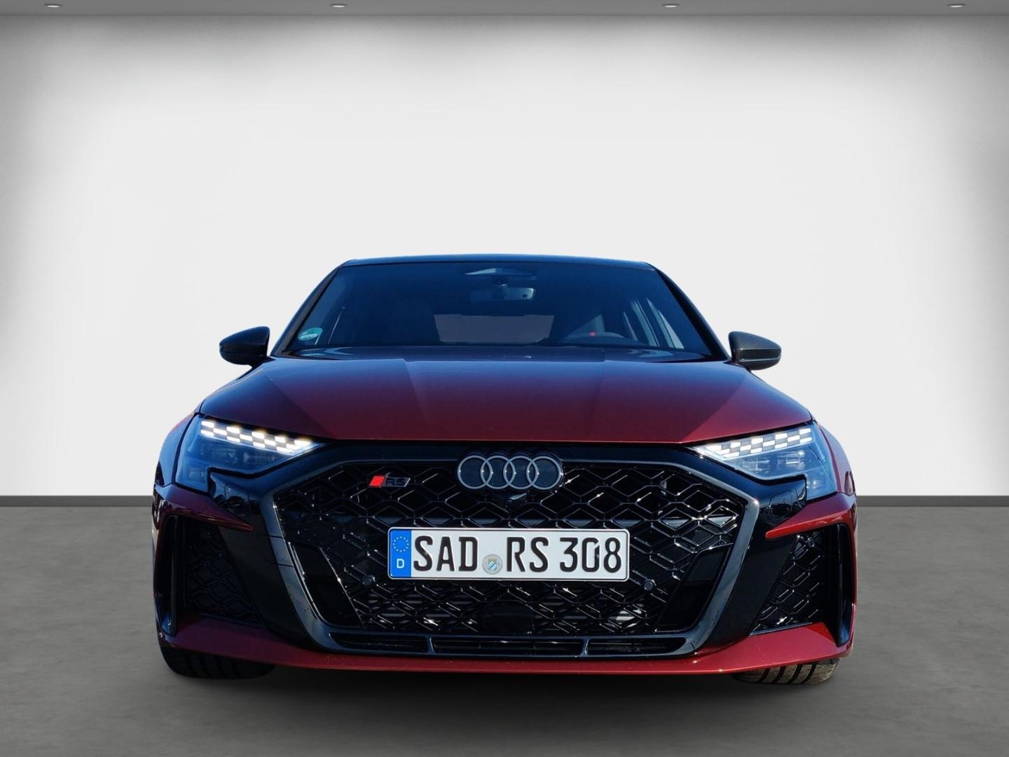 Bild über Audi RS 3 Limousine RS 3 Limousine 294 kW S tronic - für weitere Informationen kontaktieren Sie den Audi Partner