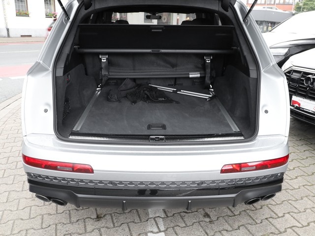 Image about Audi SQ7 SUV TFSI quattro tiptronic