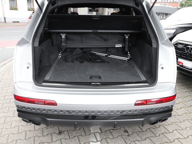 Image about Audi SQ7 SUV TFSI quattro tiptronic