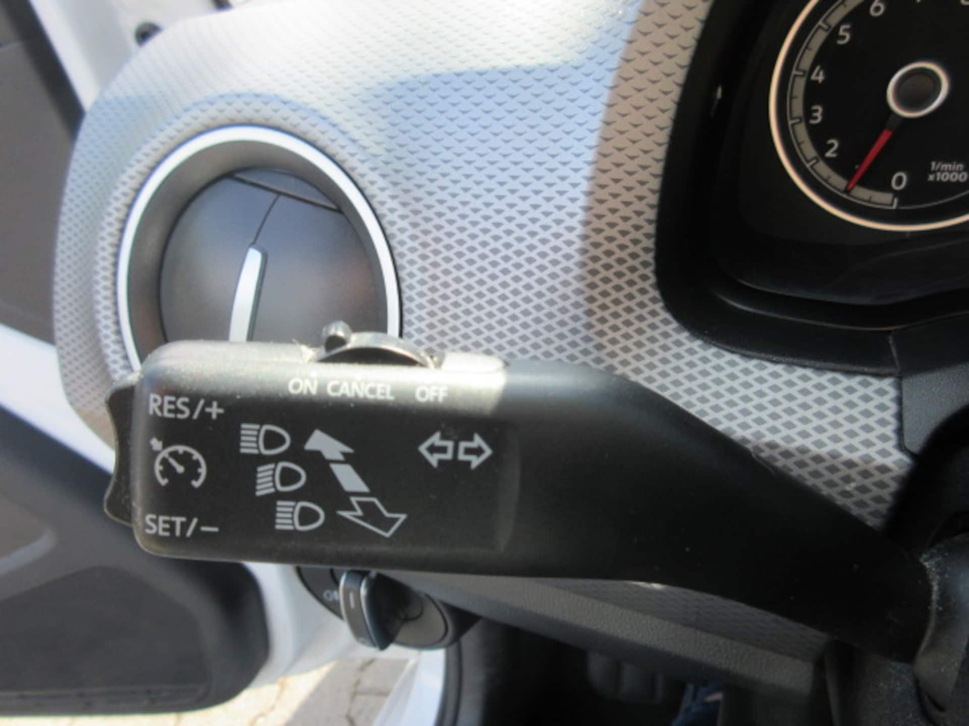 Volkswagen up! ACTIVE