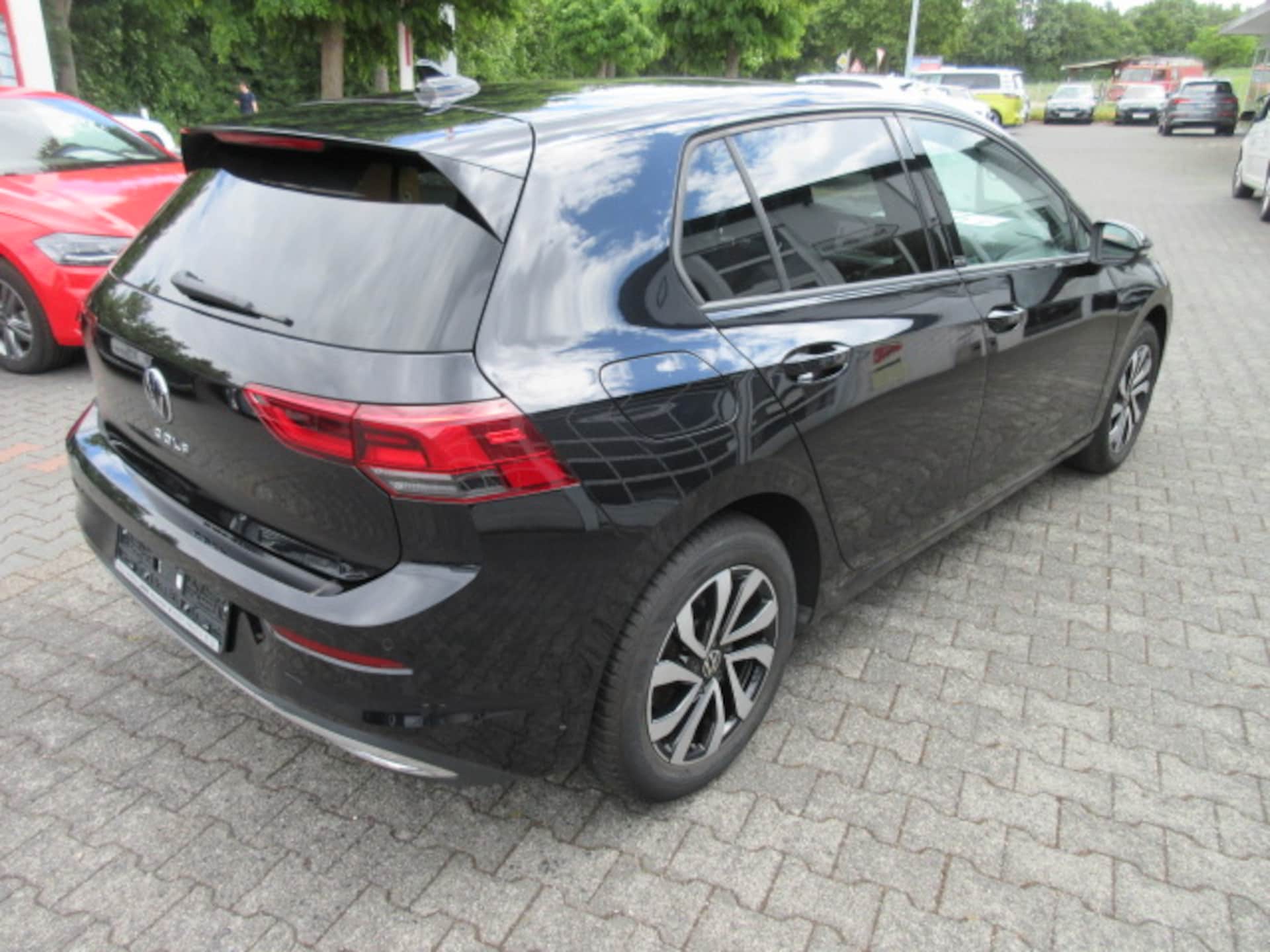 Volkswagen Golf Active