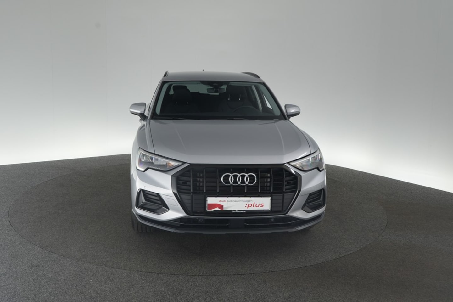 Bild über Audi Q3 TFSI 110 kW S tronic - für weitere Informationen kontaktieren Sie den Audi Partner